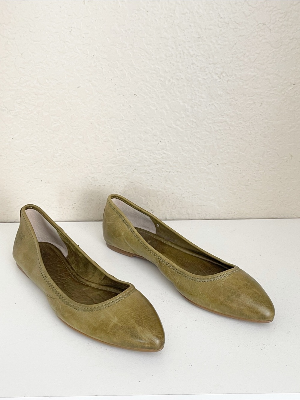 Frye Regina Ballet Flats Olive Leather pointed toe Flats - Women's Slip-On Shoe - Picture 12 of 13